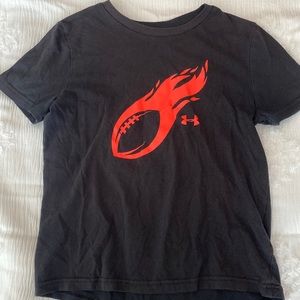 Under Armour Boys Size Youth Small Loose Fitting T-shirt